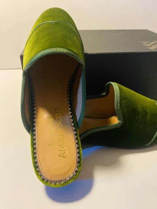 THE OFFICE OF ANGELA SCOTT Miss Adelaide Green Velvet Mules Size 36 US 6 NIB NEW - Picture 3 of 9